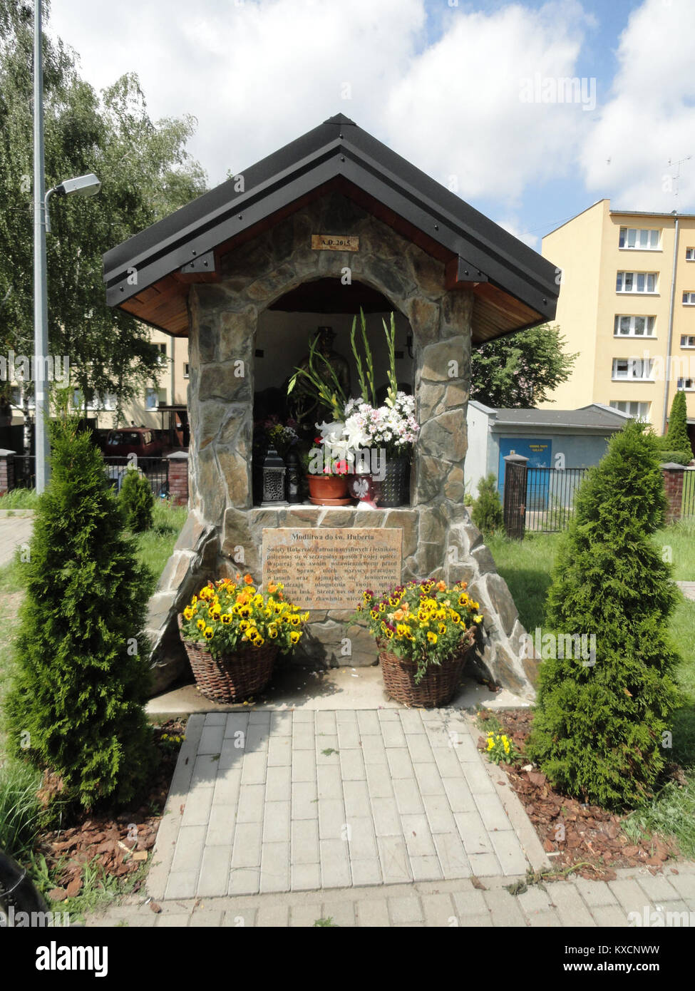 Questa cappella a Varsavia-Wesoła, dedicata a San Giovanni Paolo II, fu costruita nel 2017. Si erge come un punto di riferimento religioso e architettonico, che riflette lo stile architettonico contemporaneo e l'influenza della Chiesa cattolica in Polonia. Foto Stock