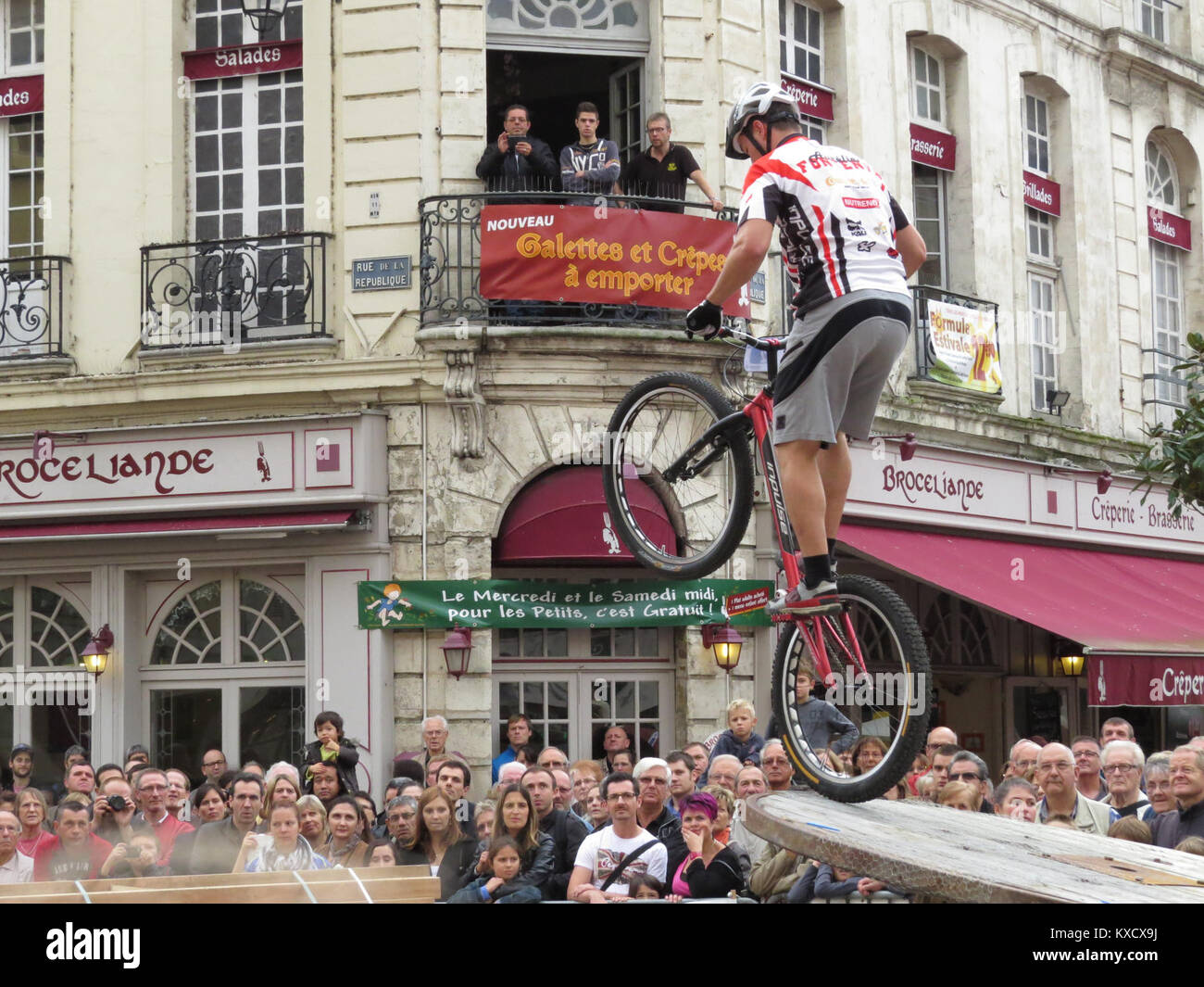 2ème Trial sfida sportiva Entreprises de Sens - 28 - Aurélien Fontenoy dans la quatrième zona Foto Stock