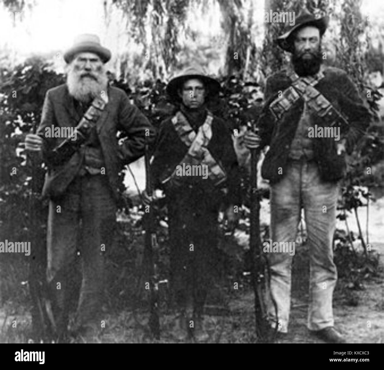 Un'immagine storica del 1899 raffigurante i soldati boeri durante la guerra boera, mostrando le loro posizioni militari e le loro attrezzature nel conflitto sudafricano contro le forze britanniche. Foto Stock