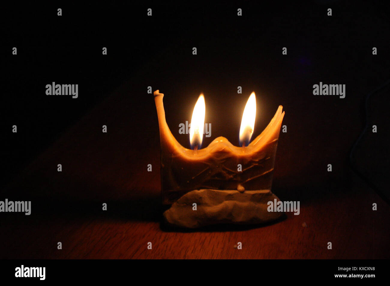 Estratto di un documento HTML che mostra parte di una struttura o framework di dati basati sul Web, utilizzato nello sviluppo web e nei sistemi informativi digitali. Foto Stock