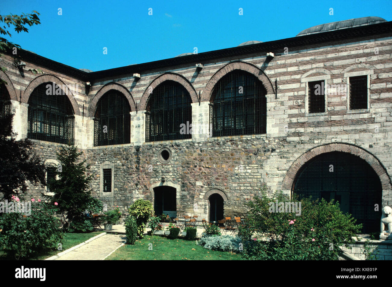 Il c16th Ibrahim Pascià Palace, ora utilizzato dal Museo di Arte Turca ed Islamica, sull'ippodromo, Sultanahmet, Istanbul, Turchia Foto Stock