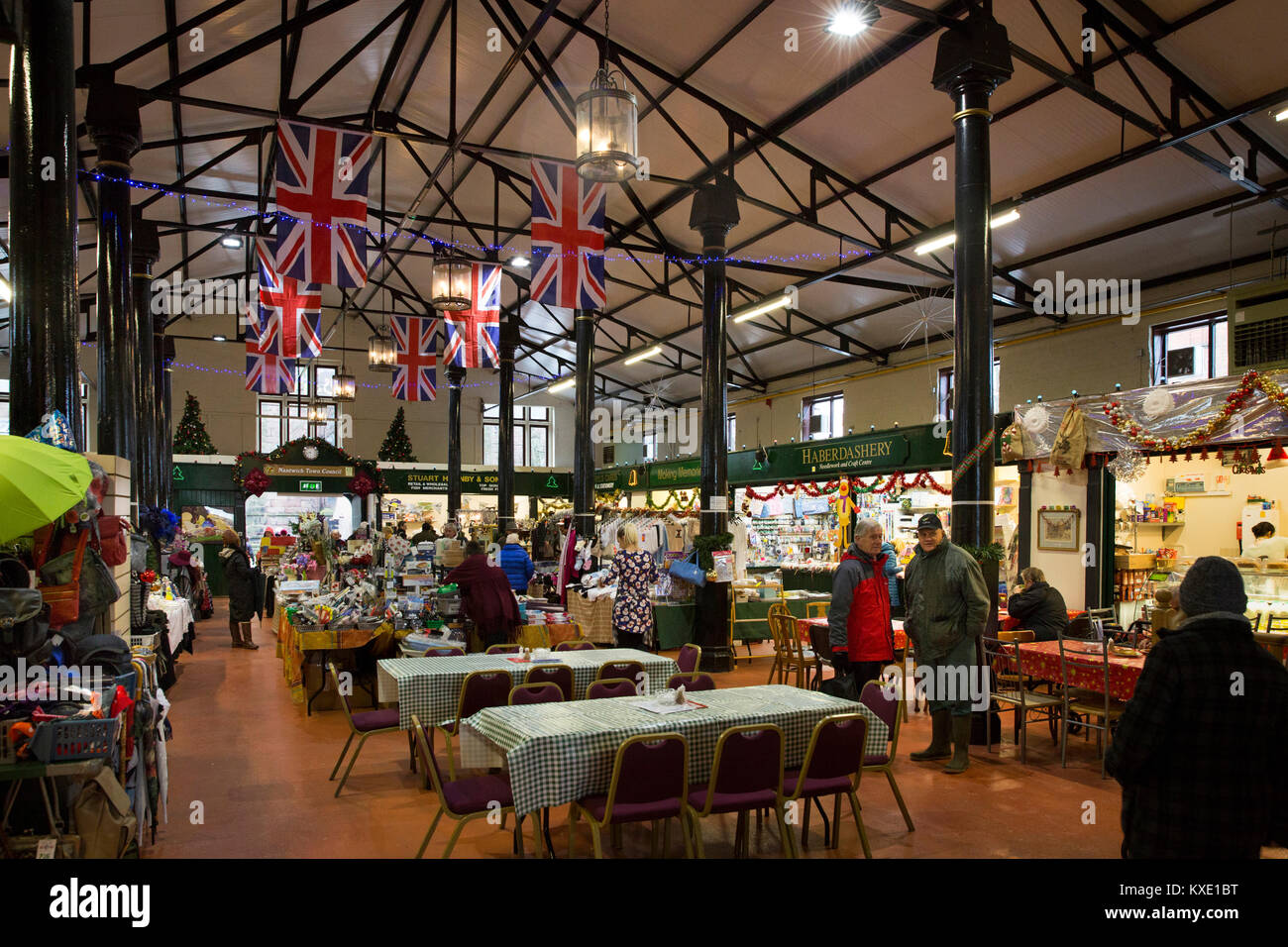 Regno Unito, Inghilterra, Cheshire, Nantwich, Chiesa Yardside, Mercato coperto, area caffetteria Foto Stock