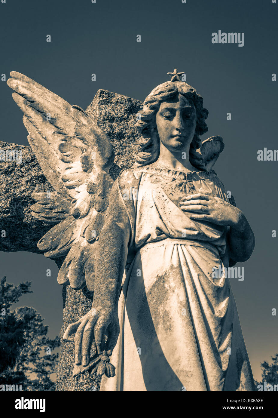 Angelo in marmo lapide in grave yard in Brunswick Georgia. Foto Stock