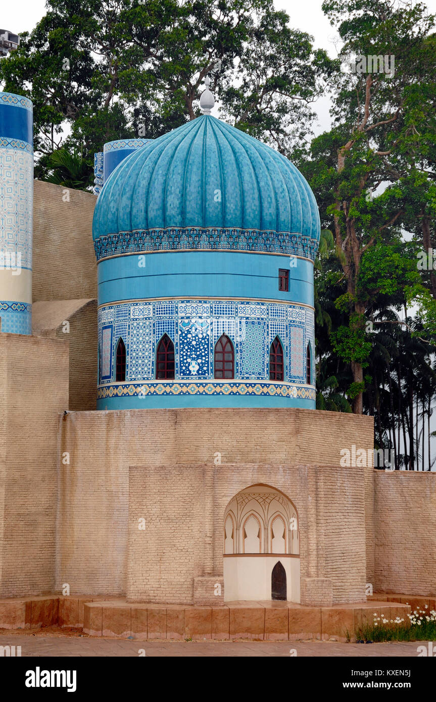 Modello in scala o repliche del Khwaja Abu Nasr Parsa Santuario (1598) Balkh, Afghanistan alla civiltà islamica Theme Park, Kuala Terengganu, Malaysia Foto Stock