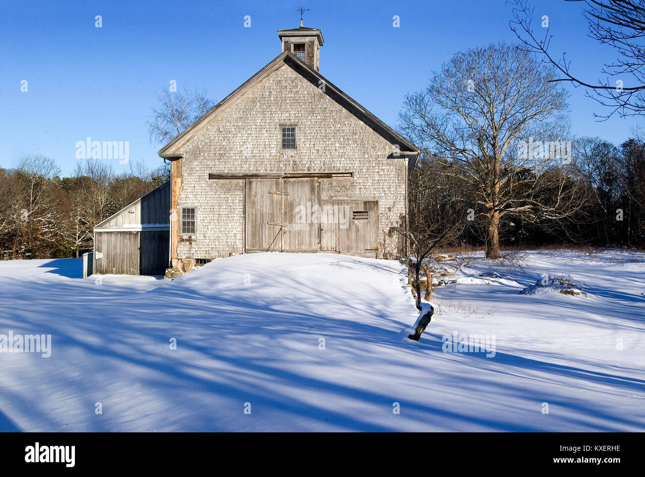 Un vecchio fienile nella sezione Cummaquid di Barnstable, Massachusetts il Cape Cod, STATI UNITI D'AMERICA Foto Stock