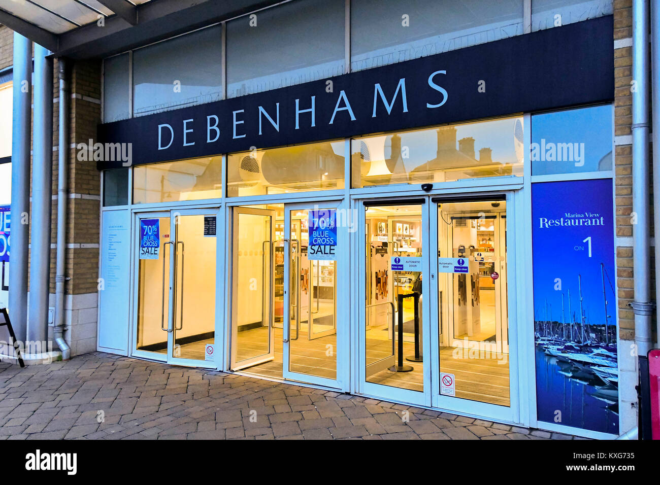 Weymouth Dorset, Regno Unito. 9 gennaio 2018. Debenhams shopfront segno a Weymouth, Dorset. Credito Foto: Graham Hunt/Alamy Live News. Foto Stock