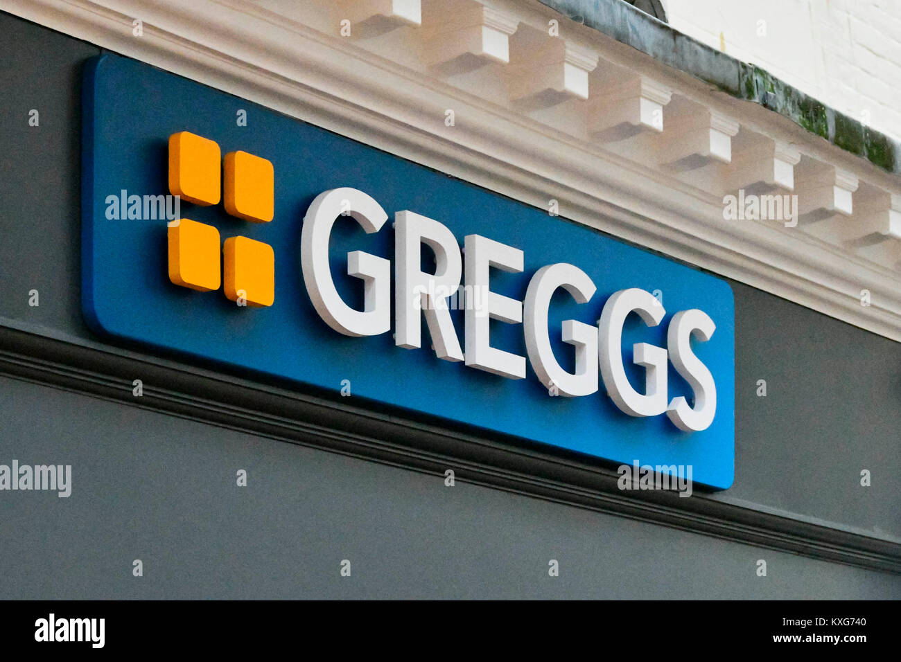 Weymouth Dorset, Regno Unito. 9 gennaio 2018. Greggs shopfront segno a Weymouth, Dorset. Credito Foto: Graham Hunt/Alamy Live News. Foto Stock