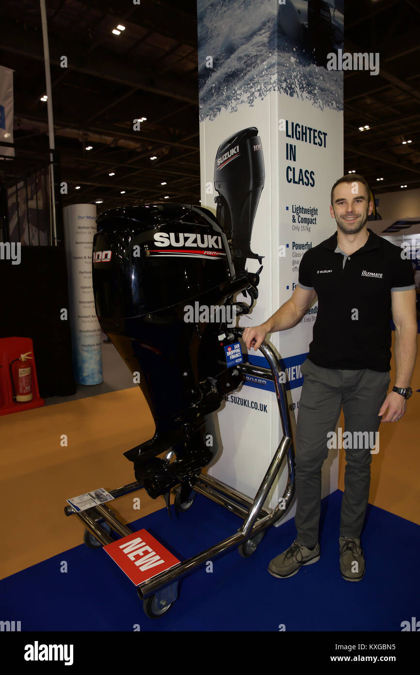 Londra, Regno Unito. Decimo gen, 2018.I motori di Suzuki in mostra al London Boat Show anteprima del giorno che ha avuto luogo a Excel. Ci sono barche di tutte le forme e dimensioni da piccole derive a super yacht. Un giorno fuori pieno di divertimento per tutta la famiglia. È aperta fino al 14 gennaio 2018. Credito: Keith Larby/Alamy Live News Foto Stock