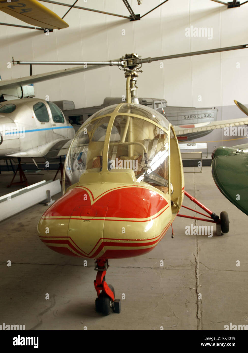 Un'immagine dell'Aero VZL HC-2 Heli Baby (OK-09), un elicottero piccolo e compatto utilizzato per vari scopi, che ne mostra il design e le caratteristiche. Foto Stock