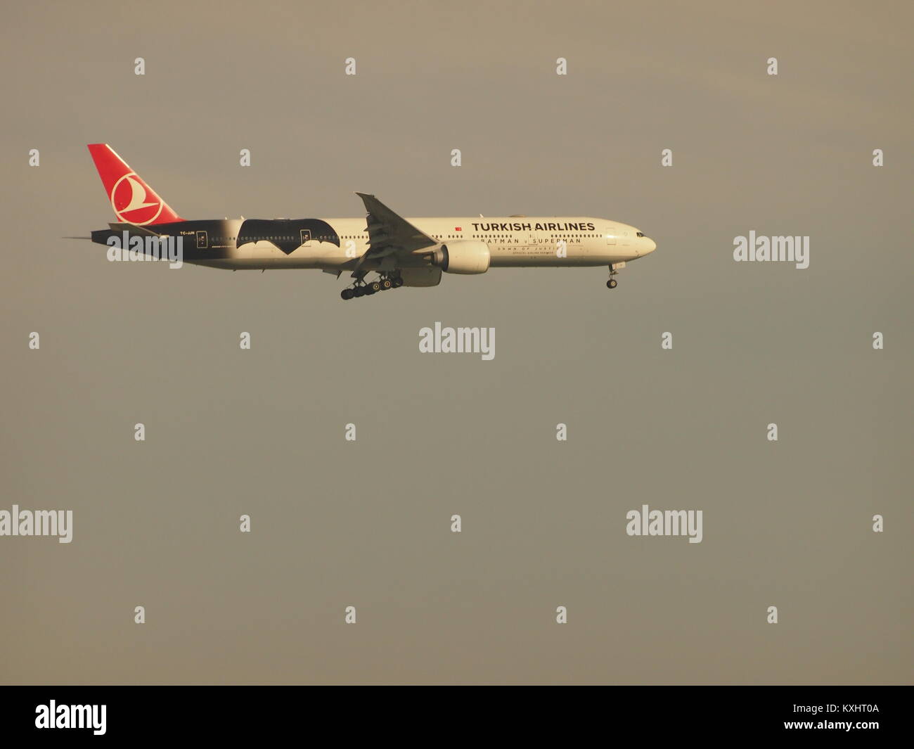 La Turkish Airlines in atterraggio a Toronto Pearson (YYZ) Foto Stock