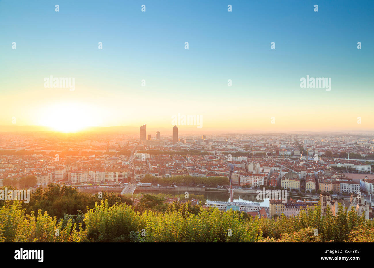 Lione ad un'estate sunrise. Visto da di Fourviere. Foto Stock