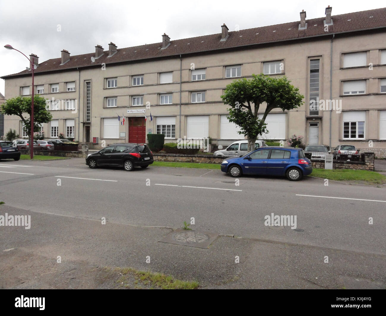 Il collège di Baccarat, Meurthe-et-Moselle, Francia, è una scuola secondaria che fornisce istruzione agli studenti di età compresa tra 11 e 15 anni, offrendo un curriculum in materie generali secondo il sistema educativo nazionale francese. Foto Stock