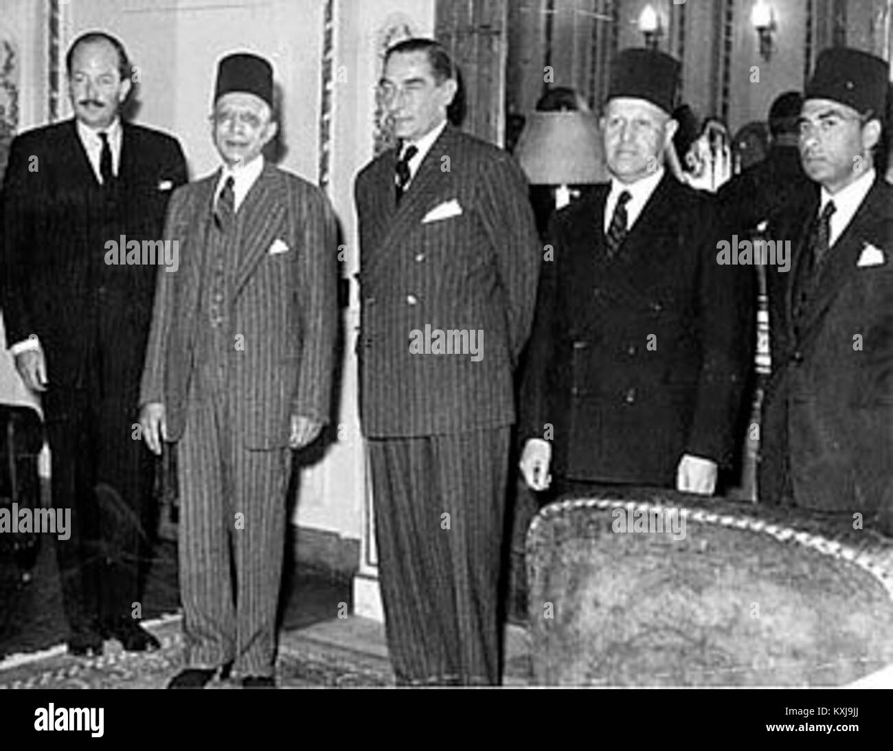 I negoziati anglo-egiziani del 1952 coinvolsero discussioni diplomatiche tra il Regno Unito e l'Egitto per quanto riguarda gli interessi politici, militari e coloniali. Foto Stock