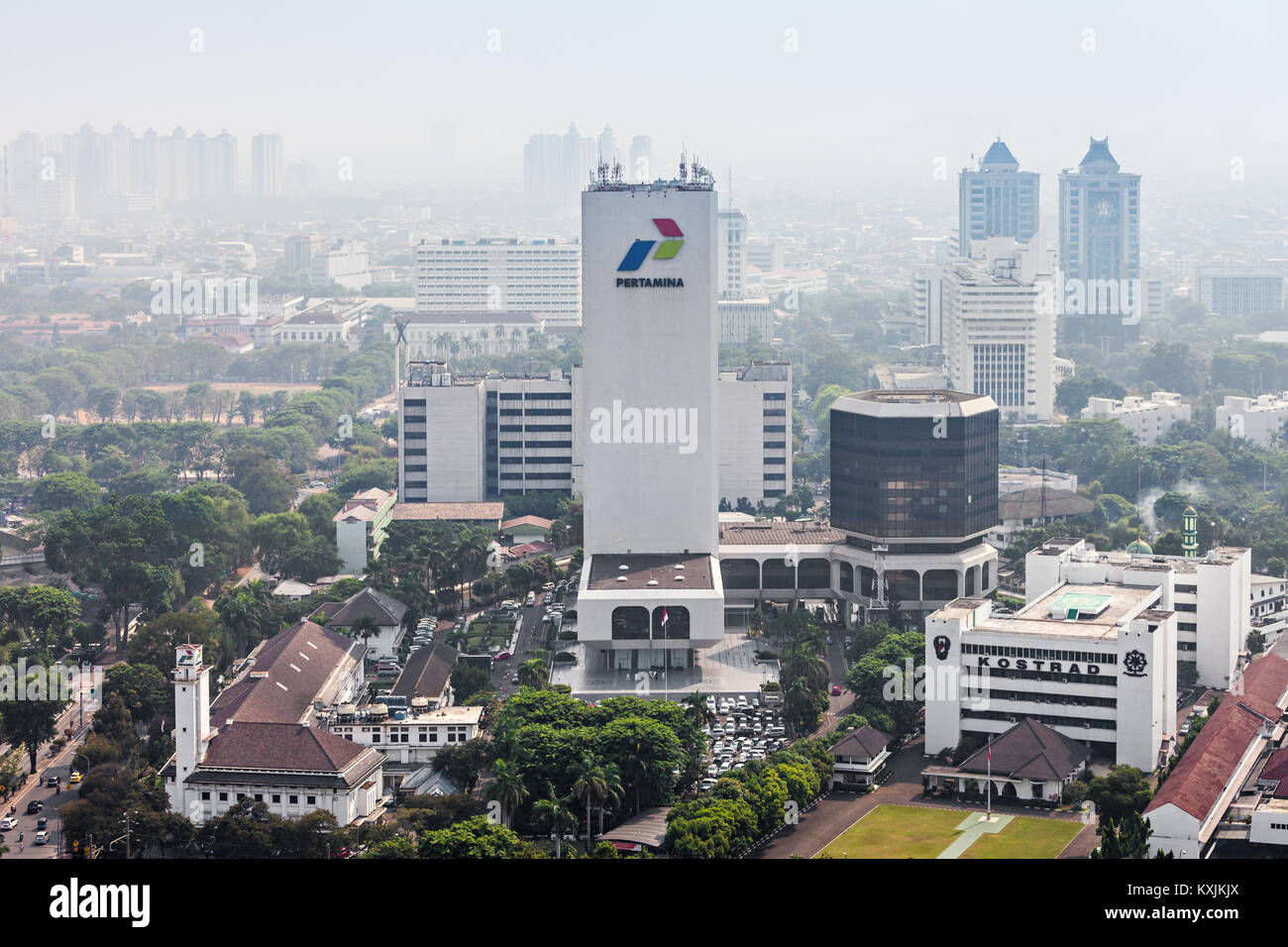 JAKARTA, Indonesia - 21 ottobre 2014: Pertamina capo ufficio. Pertamina è un stato indonesiano-di proprietà del petrolio e del gas naturale Corporation con sede a Jakarta. Foto Stock