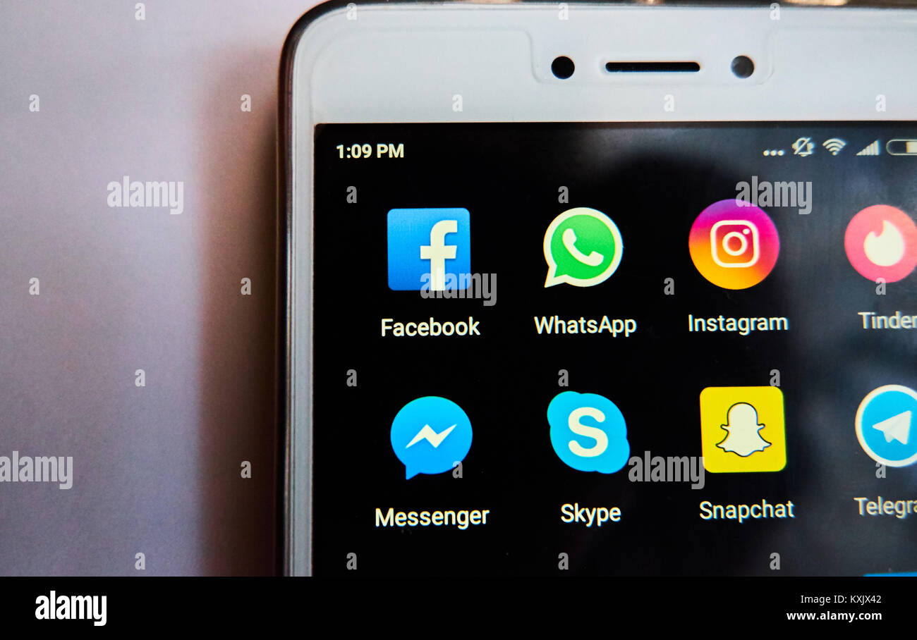 Ucraina - CHERKASY gennaio 08, 2017 Trend reti sociali. Facebook, Instagram, Snapchat Foto Stock