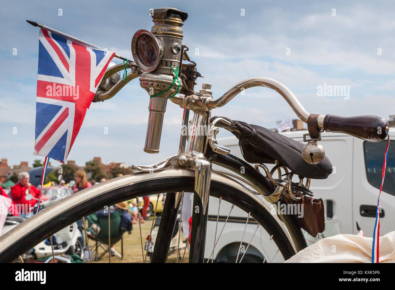 Un Penny Farthing bicicletta vintage a Bexhill classic car show, Bexhill, East Sussex Foto Stock
