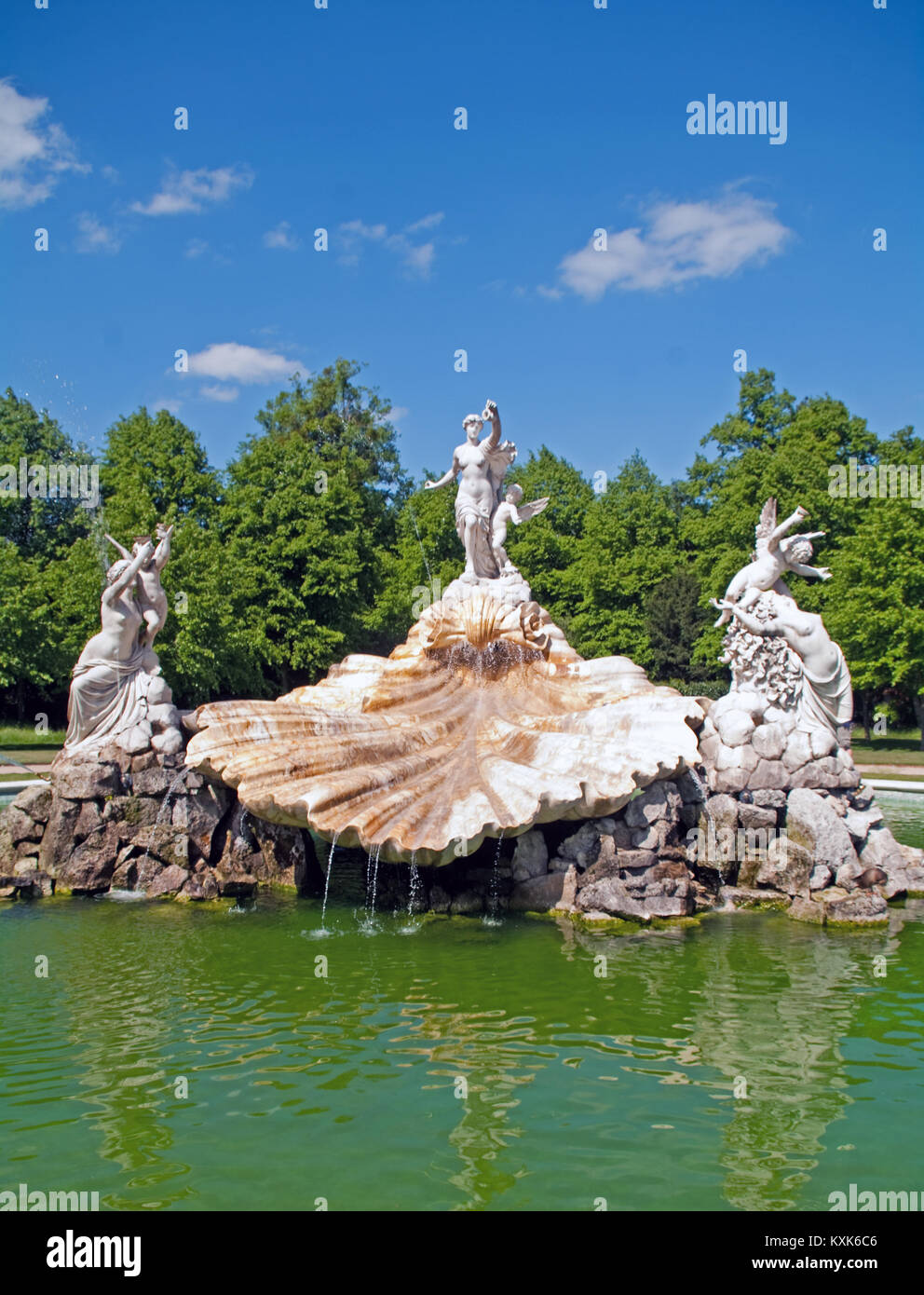 Cliveden House, Fontana di amore sulla Grand Avenue, Buckinghamshire, Inghilterra, Foto Stock
