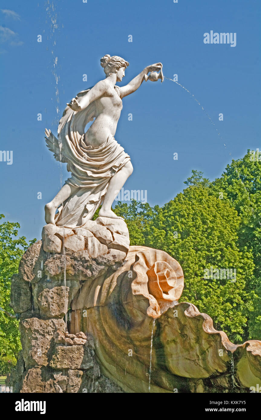 Cliveden House, Fontana di amore, sulla Grand Avenue, Buckinghamshire, Inghilterra, Foto Stock