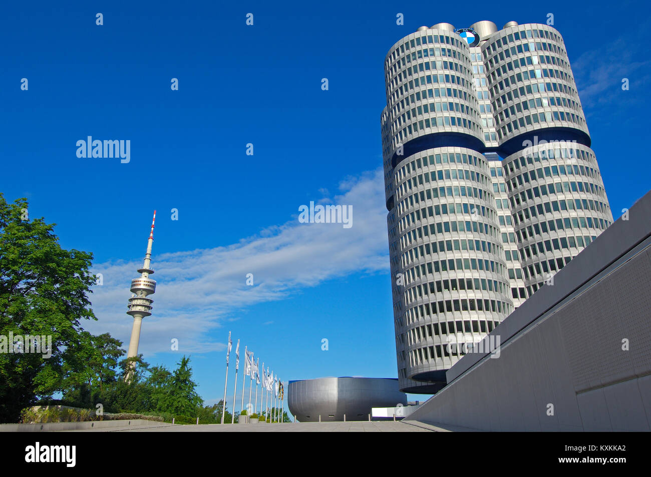 La BMW Monaco di Baviera, Museo BMW BMW SEDE, Baviera, Germania Foto Stock
