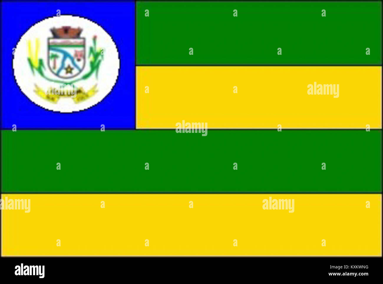 La "Bandeira de Água Limpa" si riferisce a una bandiera di acqua pulita, probabilmente simbolo di consapevolezza ambientale e sostenibilità. Rappresenta un impegno volto a mantenere la purezza dell'acqua e la conservazione ecologica. Foto Stock