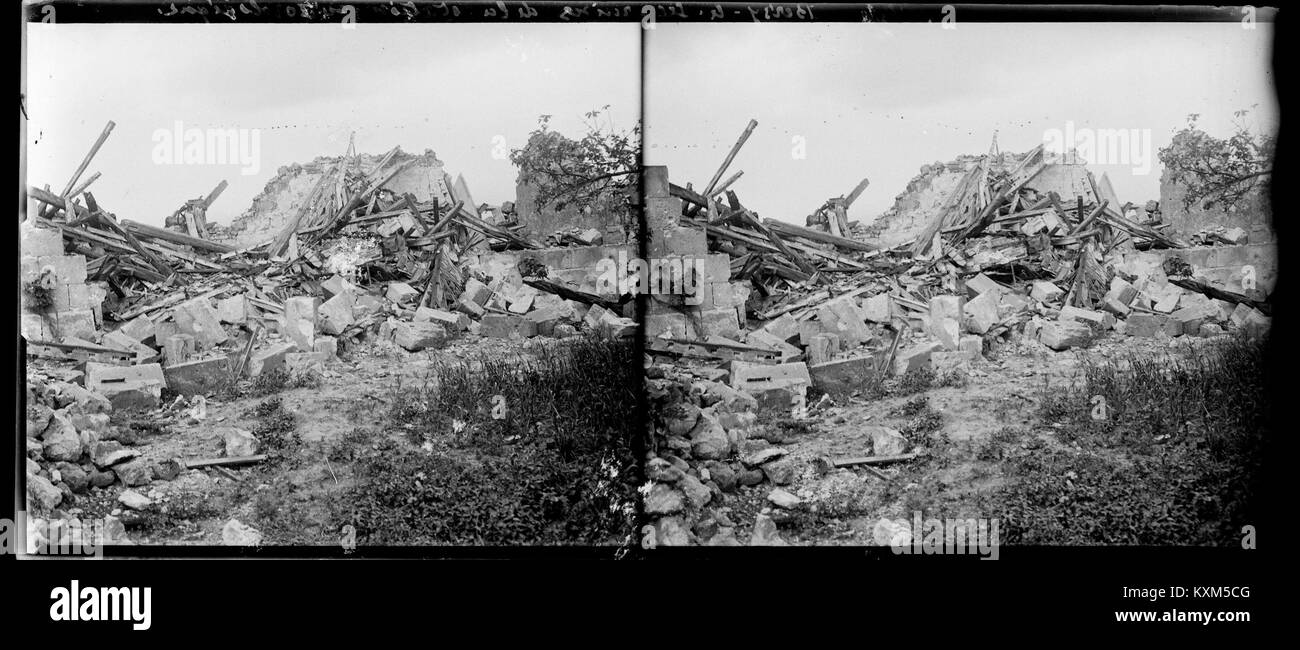 Berzy le Sec. Ruines de la station météorologique. - Fonds Berthelé - 49FI1105 Foto Stock