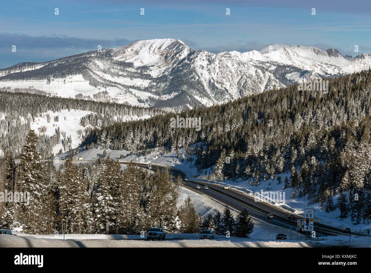 Vail Colorado - Inverno sulla Interstate 70 al Vail Pass a nelle Montagne Rocciose. Foto Stock