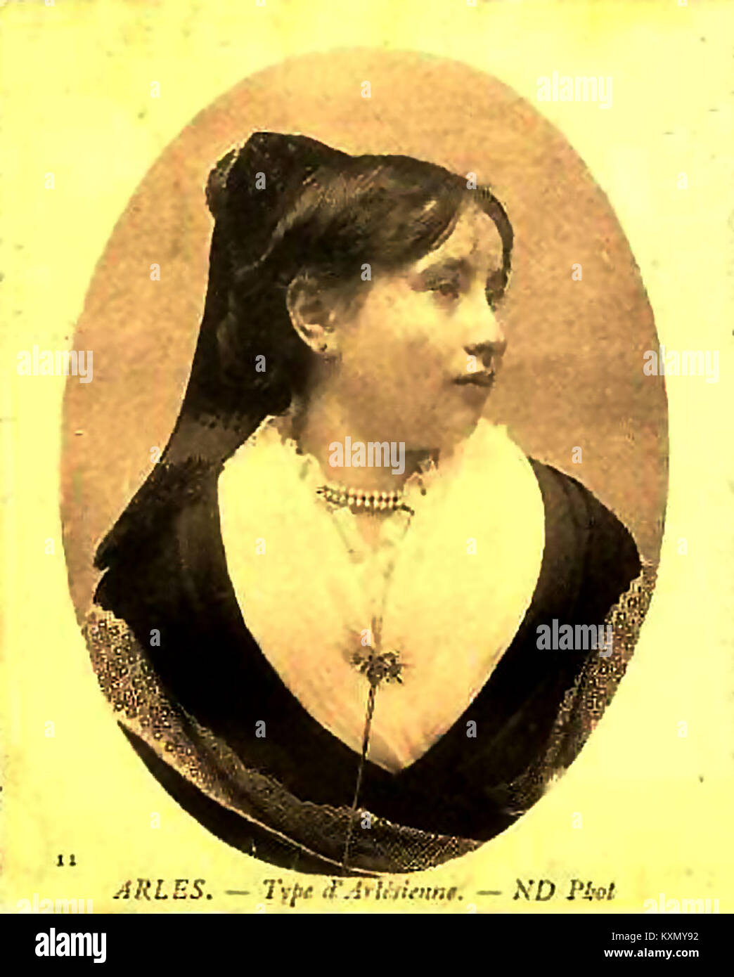 Il *Arlésienne* si riferisce ad un famoso dipinto di Vincent van Gogh dell'anno 1900, raffigurante una donna locale di Arles nel sud della Francia. Il dipinto fa parte della serie di Van Gogh incentrata sulla popolazione locale e sulla vita ad Arles. Foto Stock