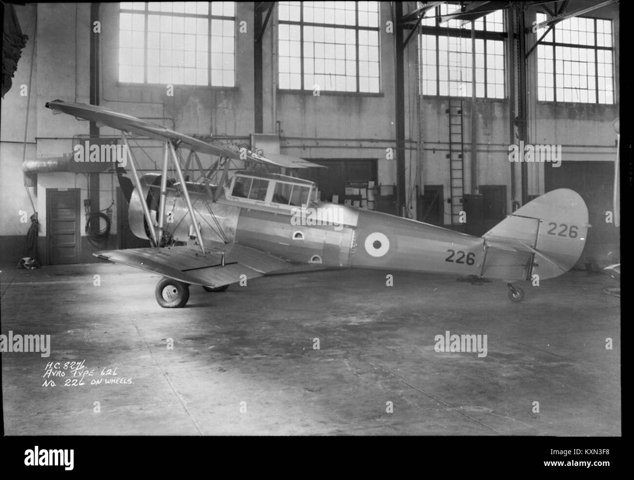 L'Avro Type 626 è un biplano britannico utilizzato all'inizio del XX secolo per l'addestramento militare e la ricognizione, illustrando la storia dell'aviazione. Foto Stock