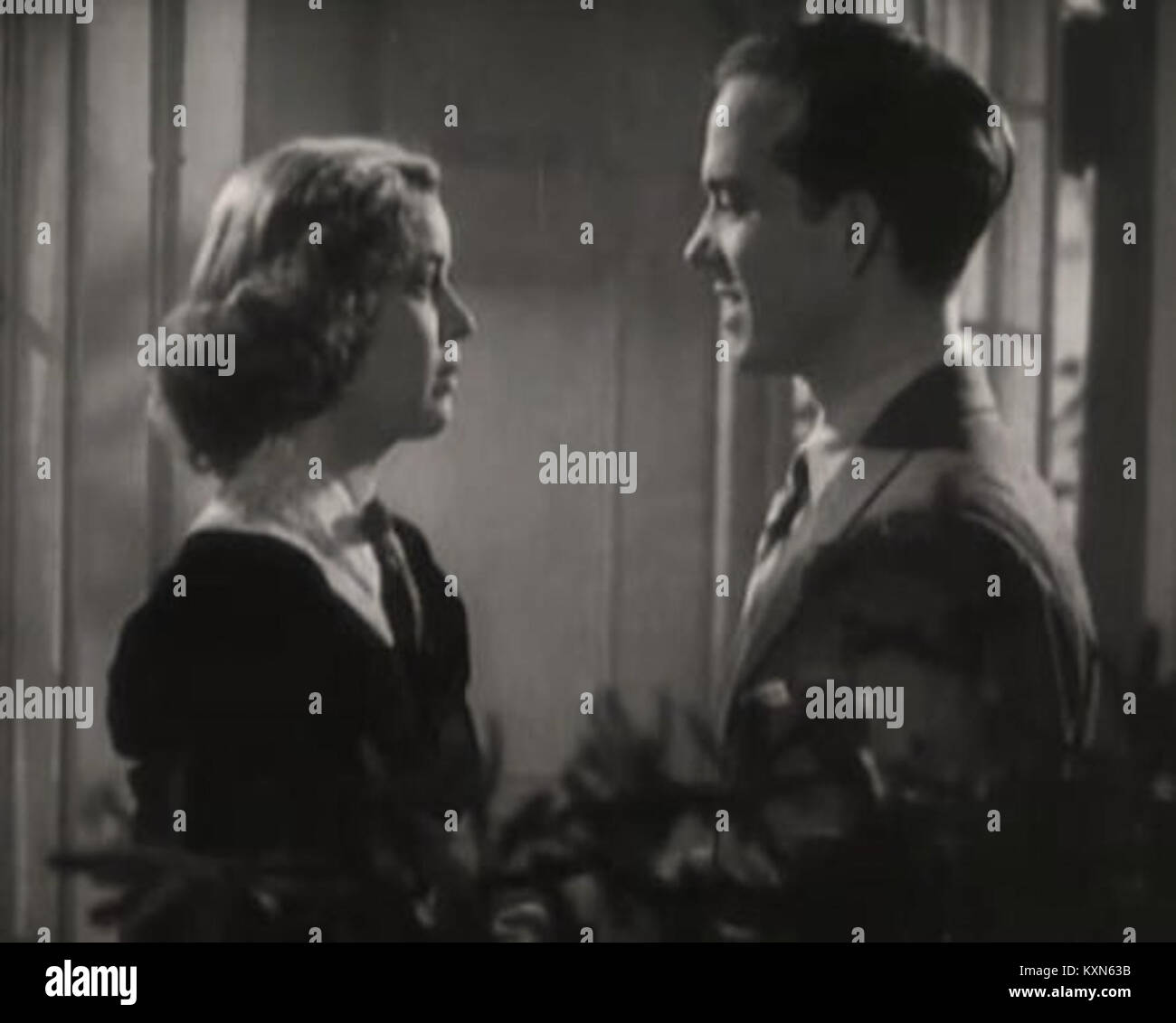 Il trailer del film americano del 1937 "A Family Affair" presenta in anteprima un dramma orientato alla famiglia con elementi comici, che enfatizzano le relazioni e i temi domestici. Foto Stock