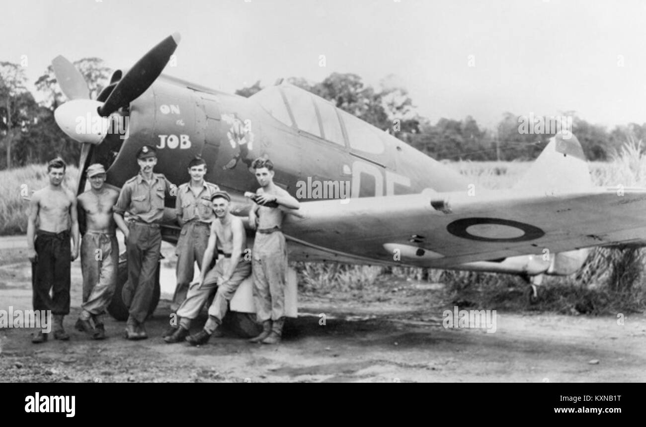 Questa immagine del Boomerang 4 Squadron, parte della collezione dell'Australian War Memorial, raffigura l'aereo e il suo uso storico. Fornisce informazioni sul ruolo di questo aereo durante il suo servizio, riflettendo la storia dell'aviazione militare in Australia. Foto Stock