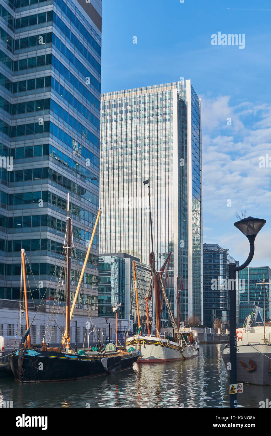 Le navi a vela a Canary Wharf e Isle of Dogs, East London REGNO UNITO Foto Stock