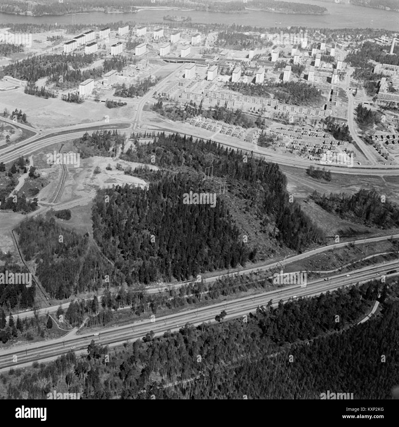 Bredäng in Svezia è un'area residenziale che illustra lo sviluppo suburbano, la crescita urbana e la trasformazione storica dai paesaggi rurali. Foto Stock