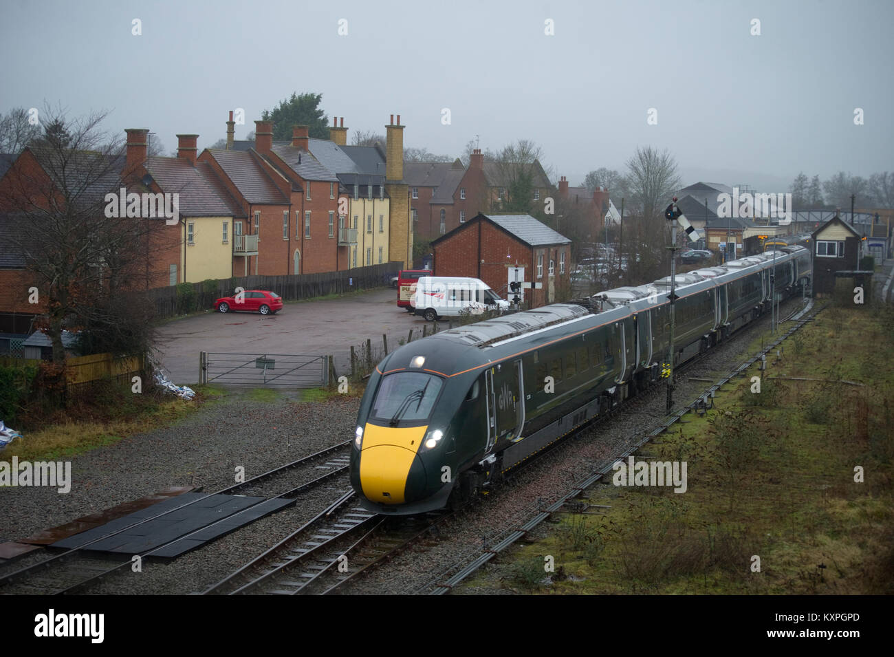 Classe 800 011 lascia Moreton in Marsh con un servizio di GWR Londra Paddington dal Great Malvern il 2 gennaio 2018. Foto Stock