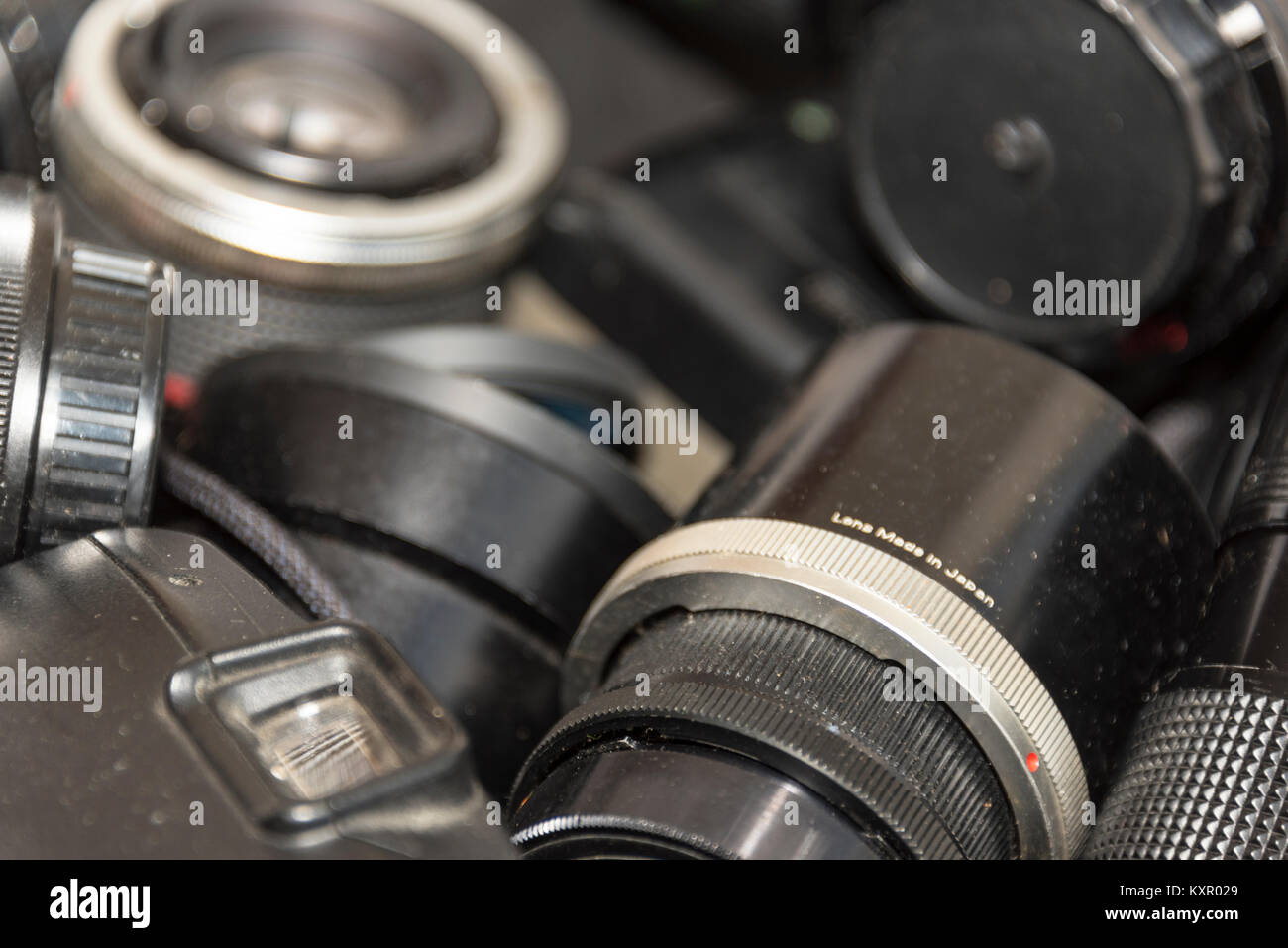 Vintage 35mm Pellicola fotocamere/Casi e attrezzature Foto Stock