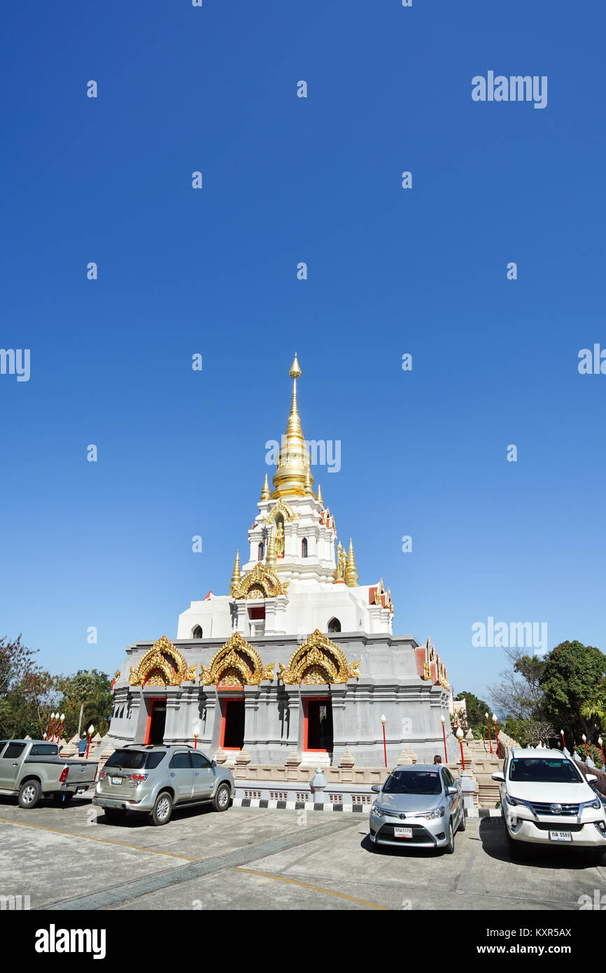 CHIANG RAI, Tailandia - 21 dicembre 2017: Sinakarintra Stit Mahasantikhiri Pagoda è in Doi Mae Salong, Chiang Rai Thailandia. È bellissimo pagod Foto Stock