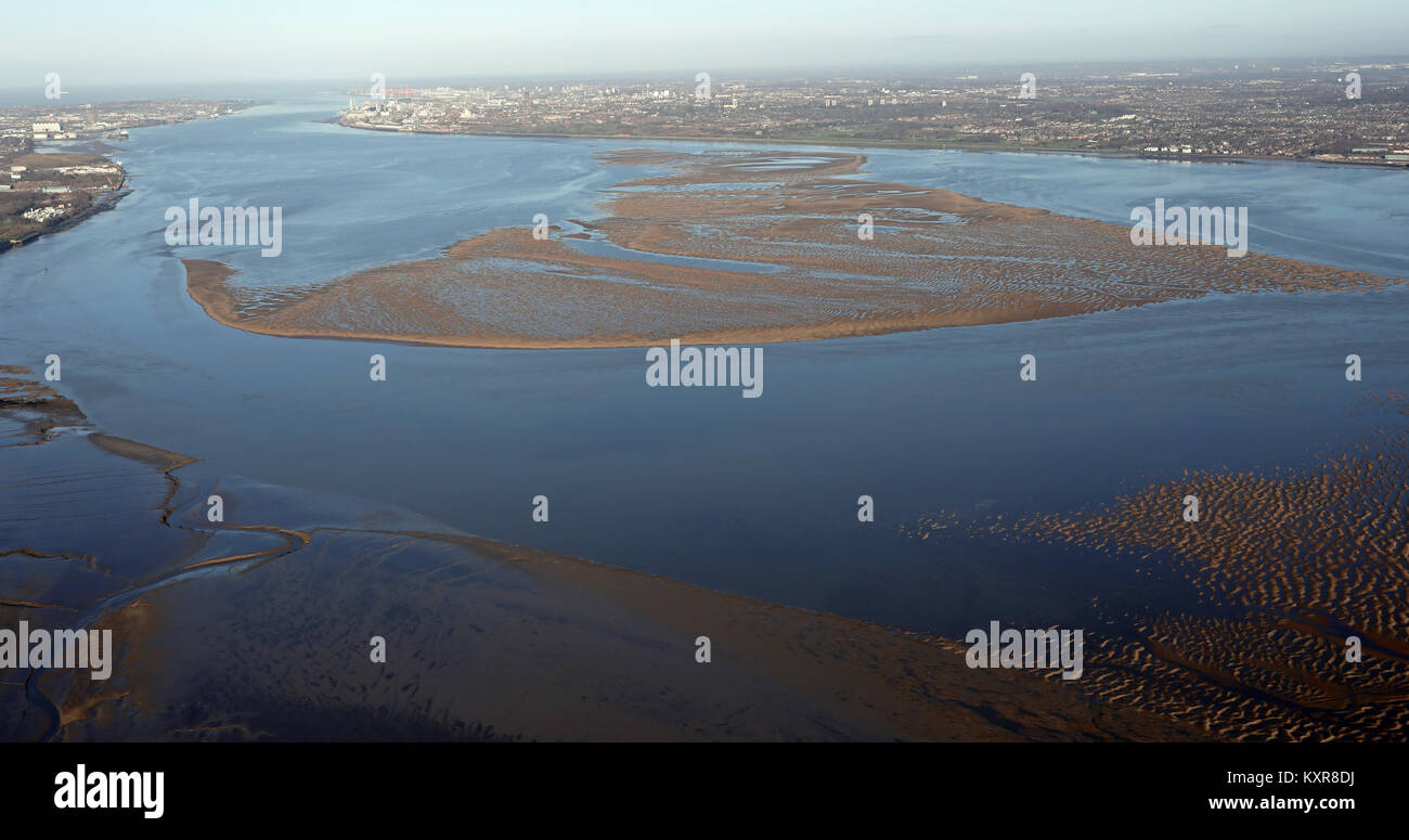 Vista aerea del fango appartamenti nella Mersey estuario, vicino a Liverpool, Regno Unito Foto Stock