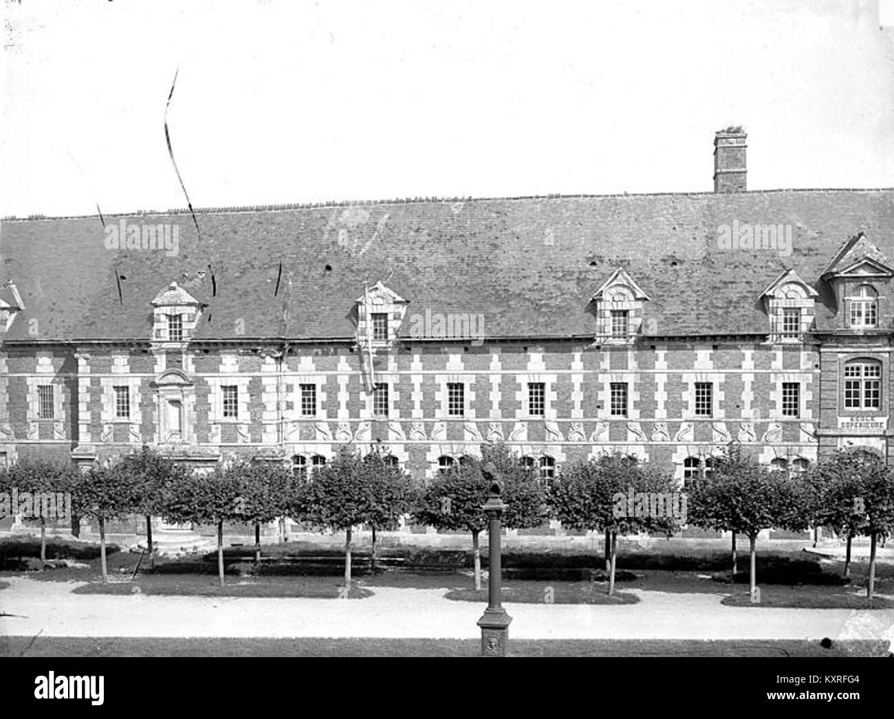 Carentan, Ancien collège (2) - Jean-Eugene Durand Foto Stock