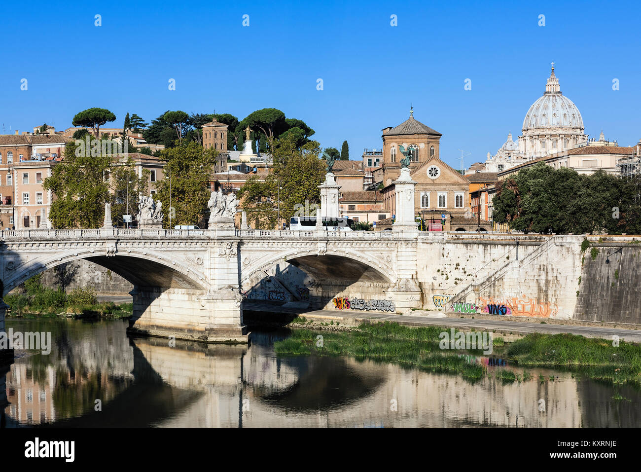 Ponte Vittorio Emanuele II, Roma, Italia. Foto Stock