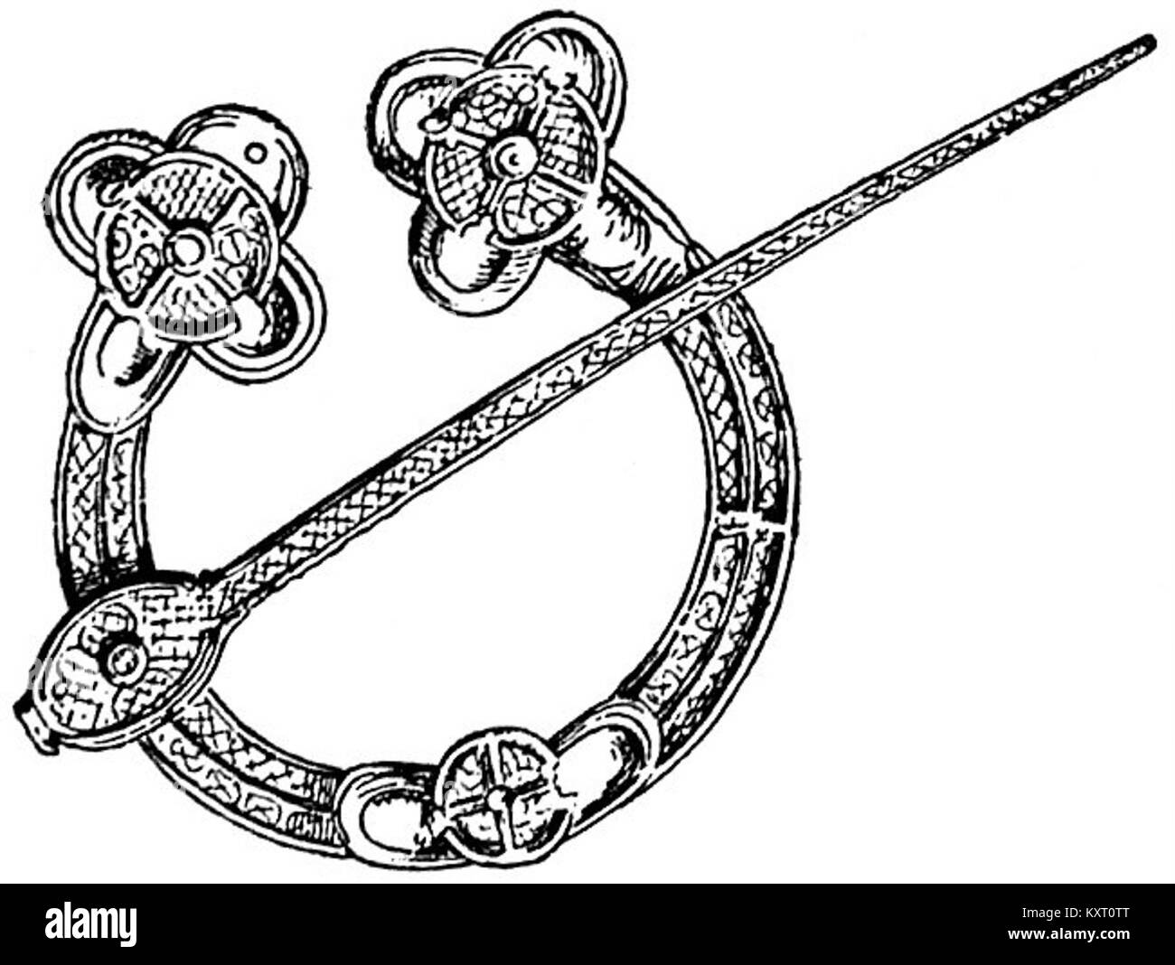 Spilla celtica del primo periodo medievale, caratterizzata da intricati lavori in metallo e motivi intrecciati tipici del design celtico, utilizzata come chiusura decorativa nell'abbigliamento. Foto Stock