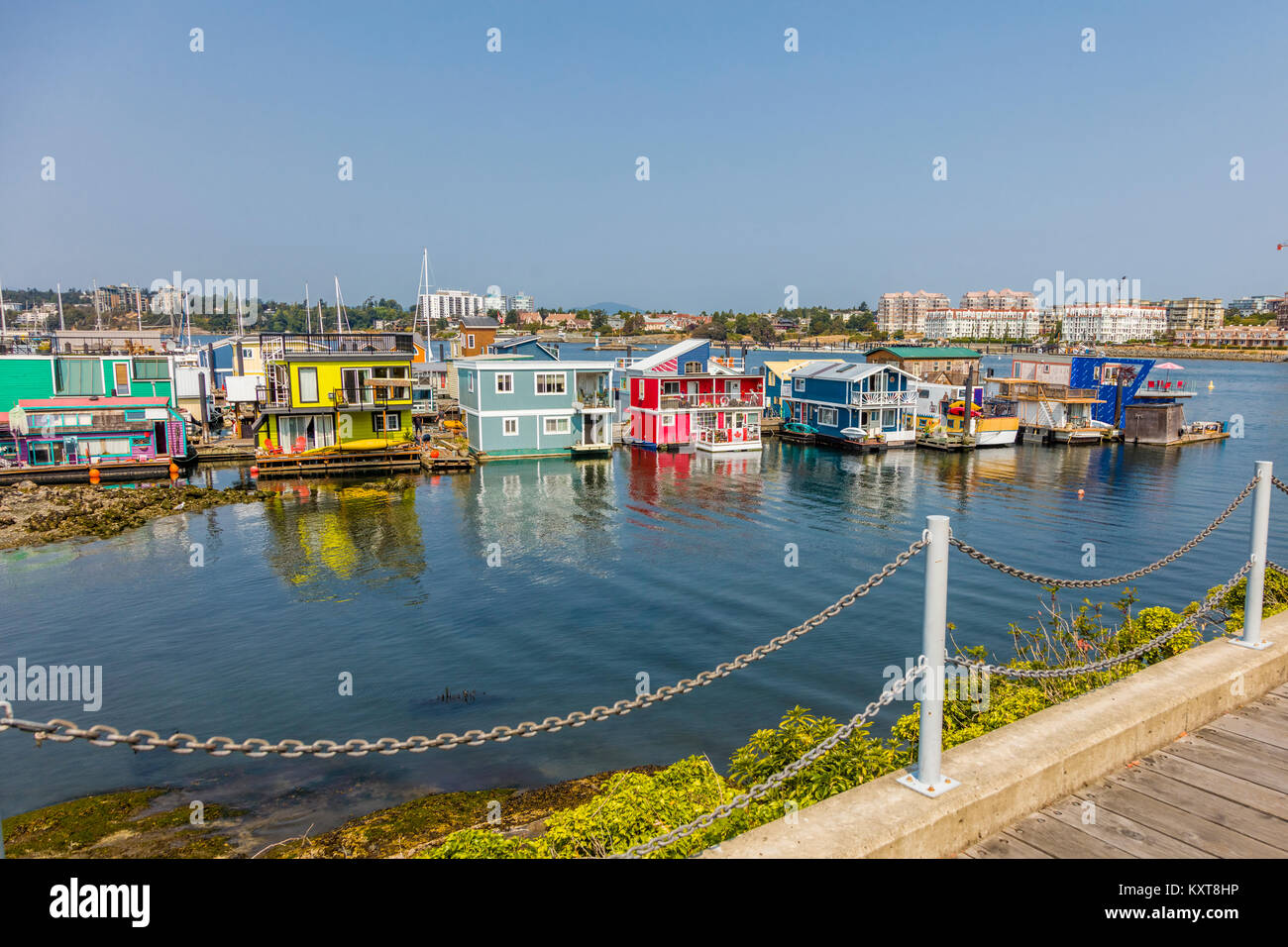Pontile del Pescatore un colorato galleggiante home comunità in Victoria sull isola di Vancouver in British Columbia, Canada Foto Stock