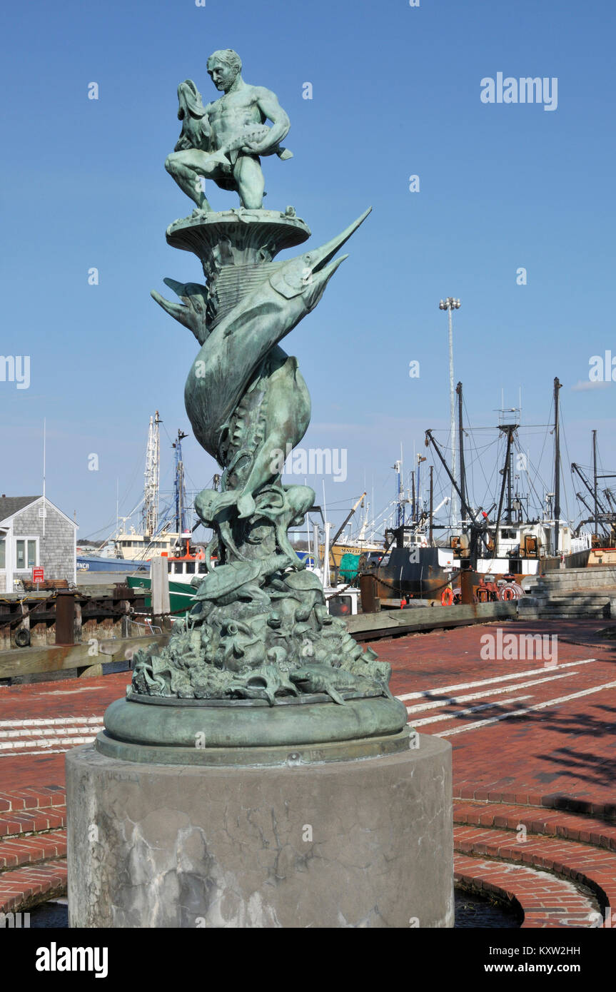 Memoriale al Whalemen e i pescatori in Tonnessen Park a New Bedford Harbor, Massachusetts il numero di un porto di pesca negli Stati Uniti Foto Stock