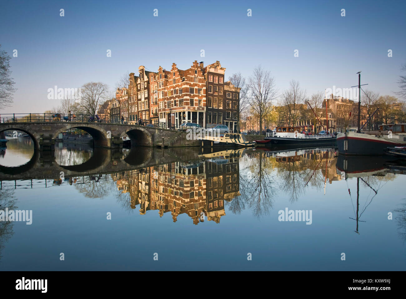 I Paesi Bassi, Amsterdam, Golden Age case a canale chiamato Brouwersgracht. UNESCO - Sito Patrimonio dell'umanità. Il XVII secolo. Foto Stock