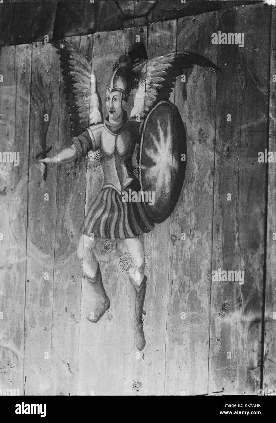 Il record “Fryksände Gamla rivna kyrka” si riferisce alla vecchia chiesa demolita di Fryksände, Svezia, e l'immagine mostra un frammento di un dipinto in legno o interno dell'ex edificio della chiesa in legno nel comune di Torsby. Foto Stock