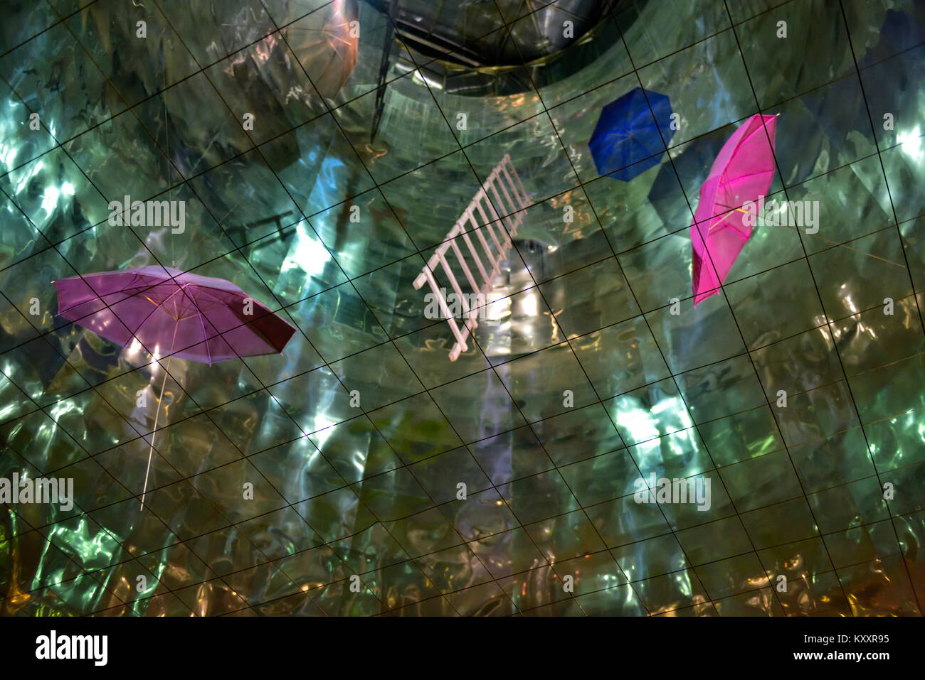 Abstract arte pubblica dentro la fermata della metro Monastiraki, Atene, Grecia Foto Stock