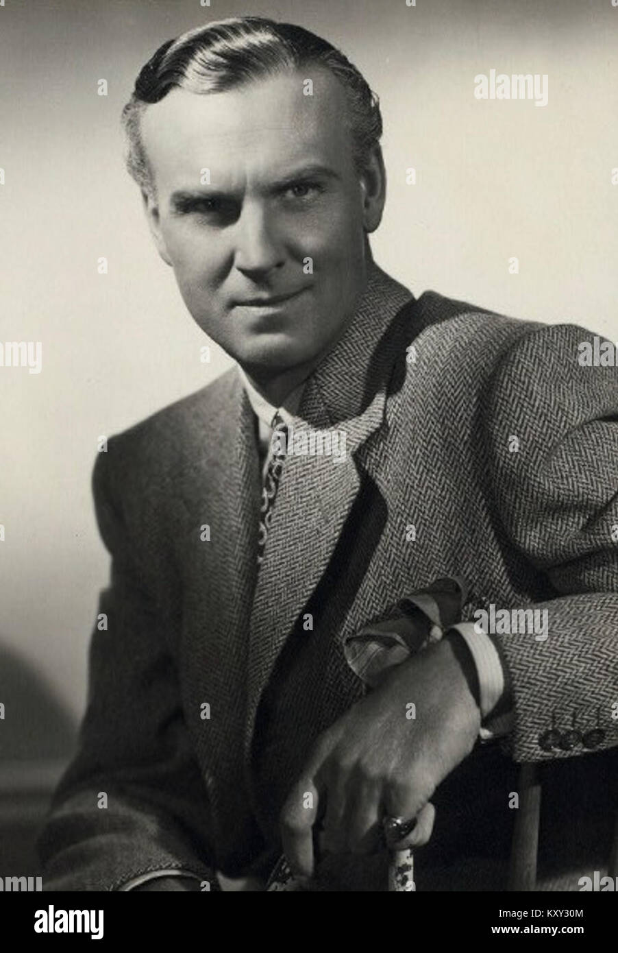 Questo riferimento riguarda Gavin Gordon, una figura attiva intorno al 1950, noto per il suo lavoro nelle arti durante la metà del XX secolo. Foto Stock