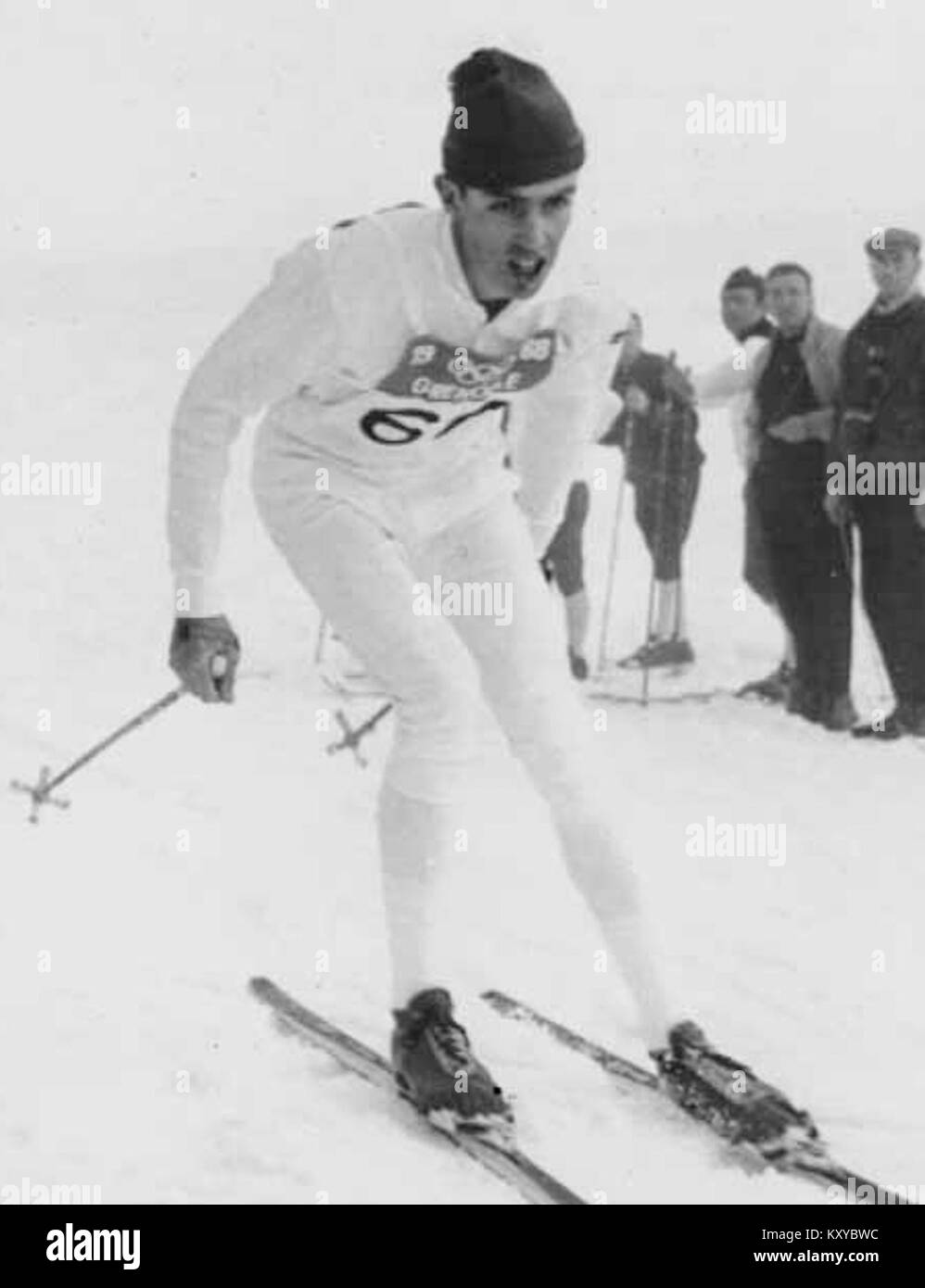 Fotografia dello sciatore alpino svedese Gunnar Larsson che ha partecipato alle Olimpiadi invernali del 1968 a Grenoble, in Francia, catturando la sua partecipazione agli eventi di sci olimpico. Foto Stock