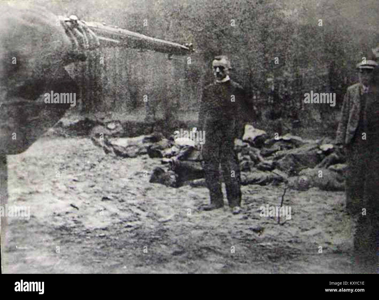 L'esecuzione nella foresta di Piasnica è un evento storico durante la seconda guerra mondiale, dove le vittime furono giustiziate come parte delle atrocità naziste nella Polonia occupata. Foto Stock