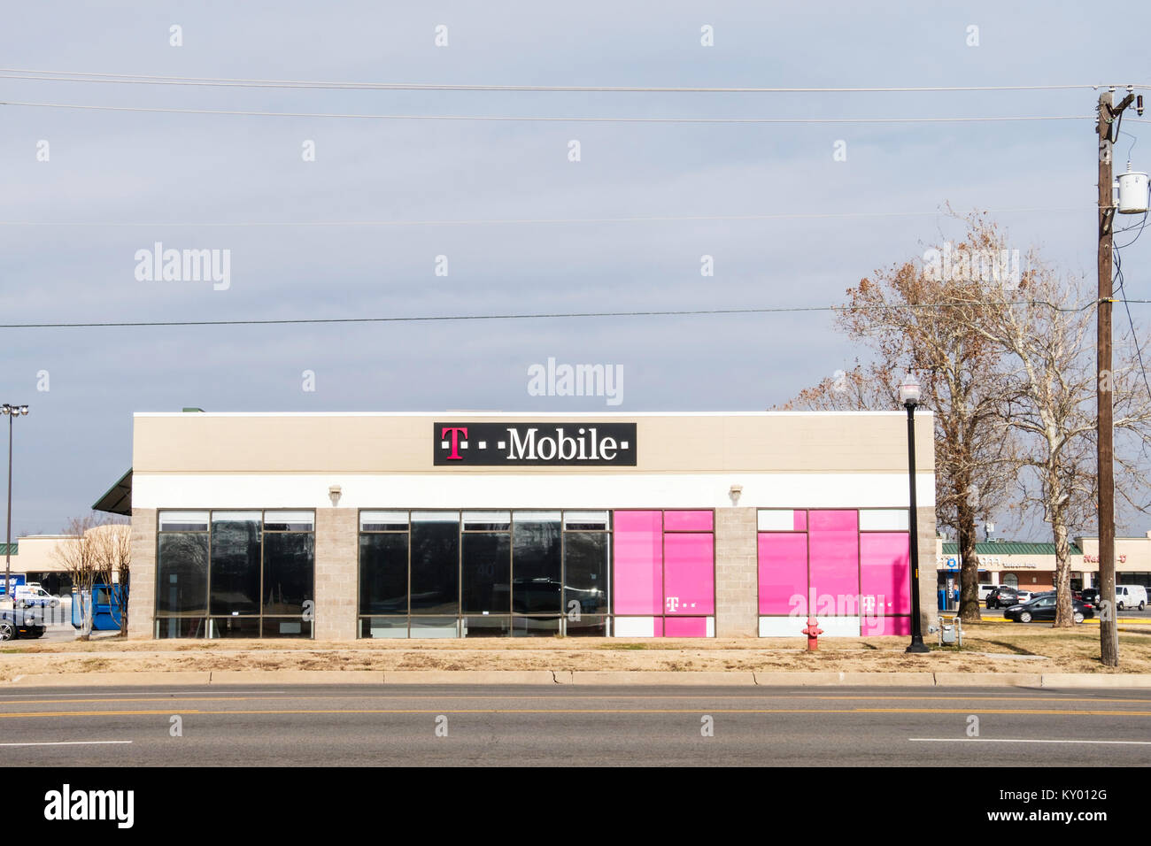 Esterno di un T Mobile shop offre telefoni mobili e cellulari di piani. Oklahoma City, Oklahoma, Stati Uniti d'America. Foto Stock