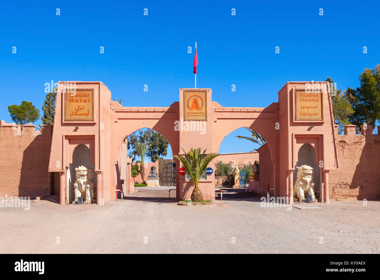 OUARZAZATE, Marocco - 24 febbraio 2016: Ouarzazate Atlas Film Studios in Marocco. Atlante marocchino Studios è uno dei più grandi studi cinematografici in w Foto Stock