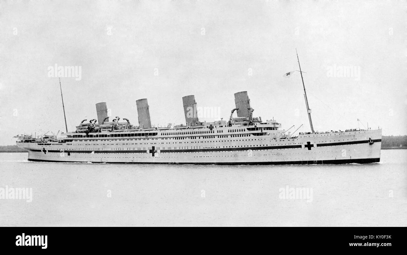 La HMHS Britannic era una nave ospedaliera della White Star Line, varata nel 1914, che servì nella prima guerra mondiale prima di affondare nel 1916 dopo aver colpito una mina nel Mar Egeo. Foto Stock